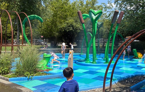 Van Saun Park in Paramus NJ: Toddler Playground & Splash Pad Review